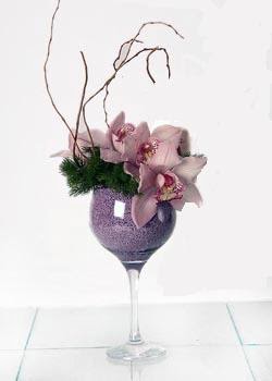  Ankara keiren iekilik online iek gnderme sipari eryaman  cam ierisinde 3 adet kandil orkide